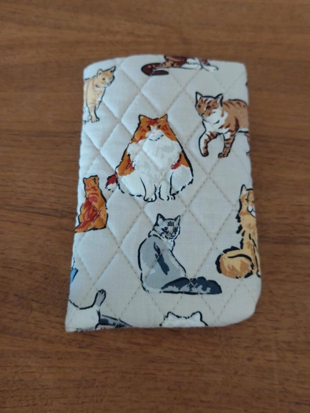 vera bradley a cats life glasses eye Cat quilted case with multiple illustrated